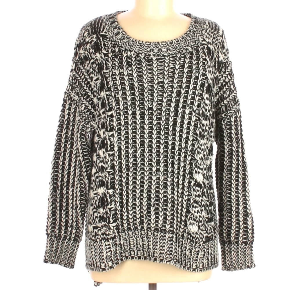 Chloe K. Chunky Oversized Cable Knit Box Sweater